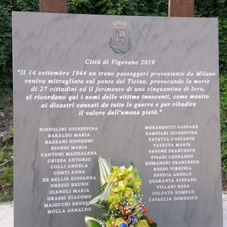 Vigevano: finalmente arriva la deposizione della lapide commemorativa per le vittime del treno mitragliato