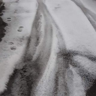 - (FOTONOTIZIA) - Violenta grandinata notturna tra Vigevano e Abbiategrasso, mattinata da incubo per i pendolari della Milano-Mortara
