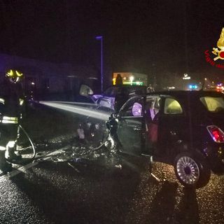 Mezzanino: scontro tra auto nella notte, gravemente ferite tre persone