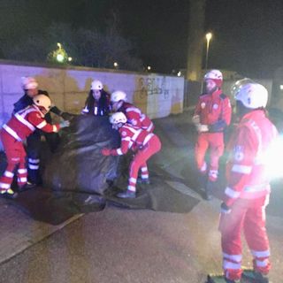 Mortara, ieri sera (sabato) maxi simulazione. Impegnati pompieri, polizia locale e croce rossa