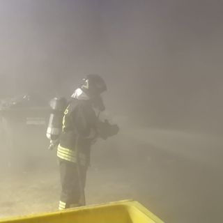 Pavese: in fiamme quattro cassonetti della differenziata a Torriano