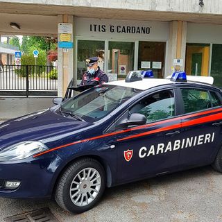 Pavia: rubano generi alimentari e materiale scolastico al &quot;Cardano&quot;, denunciati due giovani