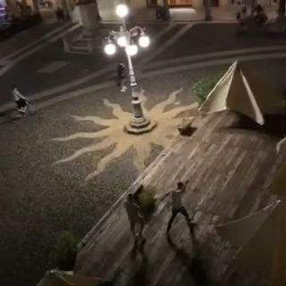 Vigevano: identificati i responsabili degli atti vandalici in piazza Ducale