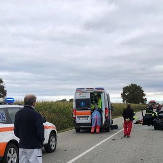Sartirana: frontale tra auto sulla provinciale 194, interviene l'elisoccorso