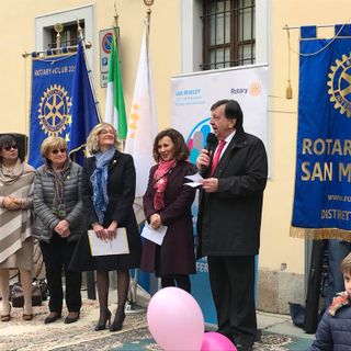Vigevano, inaugurata la gelateria etica che dà lavoro ai ragazzi disabili