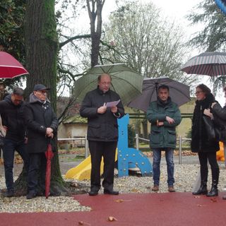 Gropello Cairoli, inaugurato il nuovo parco giochi con giochi inclusivi per disabili