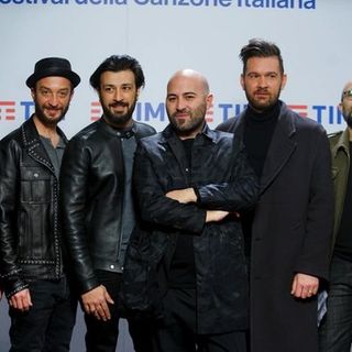 Negramaro a #Sanremo2018: &quot;Stasera sul palco proporrò Poster perché mio padre, al pianoforte, cantava solo questa canzone&quot;