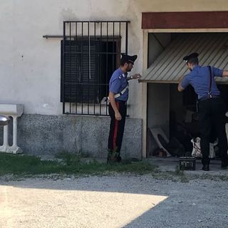 Vigevano: colti in flagrante a rubare energia elettrica, arrestati due tunisini