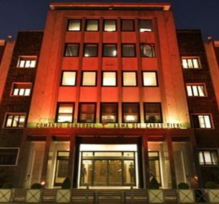 Le caserme che ospitano il progetto &quot;Una stanza tutte per sè&quot;, illuminate di arancione in occasione della Giornata Mondiale contro la violenza sulle Donne