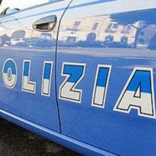 Vigevano: respinto dalla ex per l'ennesima volta, lui le danneggia l'auto
