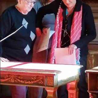 Pavia, premiate le donne che “ce l’hanno fatta”. Tra queste la direttrice della casa di riposo di Galliavola ed una sua ospite