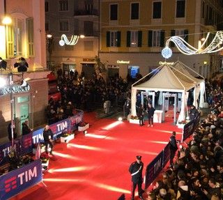 #Festival2018: non solo 'red carpet', ecco i protagonisti di Sanremo in arrivo all'Ariston (Video)