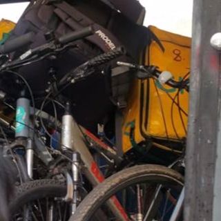 Problema riders sulla linea ferroviaria Milano-Mortara-Alessandria. In alcuni orari le bici complicano il passaggio