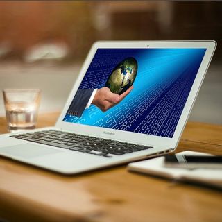 Smart working salato: lavorare da casa è costato fino a 268 euro in più a famiglia nel 2020