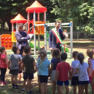 - FOTONOTIZIA -  Vigevano: inaugurati tre nuovi giochi per i più piccoli nei parchi cittadini