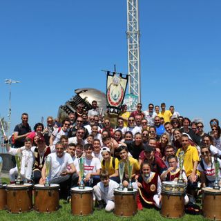 Nella foto gli sbandieratori di Soriano Nel Cimino (Viterbo) laureatisi Campioni d'Italia Under 18