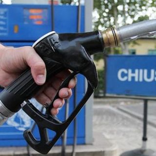 Il Piemonte abolisce l’imposta regionale sulla benzina