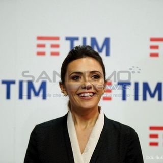 #Sanremo2019: Serena Rossi porta Mia Martini sul palco dell’Ariston “Una prova difficile e intensa, carica e felice di fare questo omaggio”