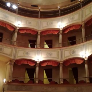 Garlasco, riapre il teatro Martinetti: presentata la stagione 2018