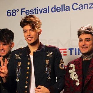I The Kolors in sala stampa al Roof dell'Ariston