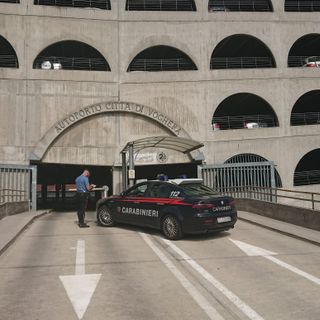 Voghera: minorenne rapina un pensionato all'autoporto, i carabinieri con l'ausilio delle telecamere lo identificano