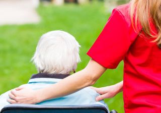 Pavia: importante vittoria del Codacons, i malati di Alzheimer e i loro familiari non pagheranno più la retta della struttura sanitaria