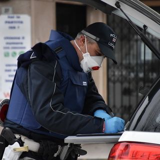 Emergenza Coronavirus, cambia l'autocertificazione: ecco il nuovo modulo. Controlli anche su chi è in quarantena