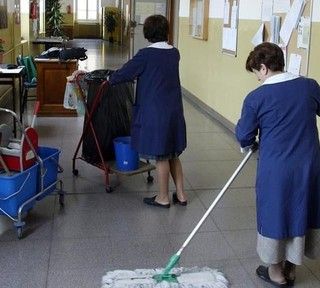 Coronavirus. Protestano i sindacati della scuola: «Non serve la presenza fisica di dirigenti scolastici e personale non docente»