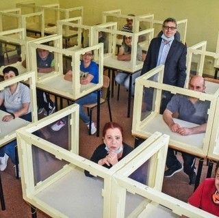 Fontana: «Da padre di una ragazza che farà la maturità, non capisco quest'incertezza su presente e futuro dei nostri studenti»