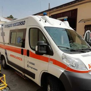 Abbiategrasso, 40 enne folgorato sul tetto di un centro commerciale. E’ in pericolo di vita