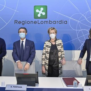 Lombardia, piano vaccini &quot;congelato&quot; dal Governo. Fontana e Grimoldi: assurdo