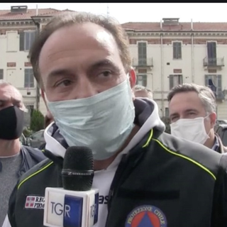Piemonte pronto a diventare Zona Arancione: riapertura in vista per i negozi ma non per scuole, bar e ristoranti