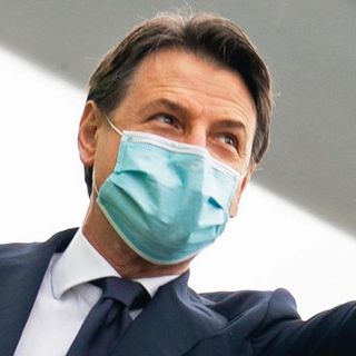 Fiducia a Conte (156 sì, 140 no, 16 astenuti): tutto cambia perché nulla cambi. Nessuno perde, nessuno vince: si andrà avanti così...va in scena pure la Var