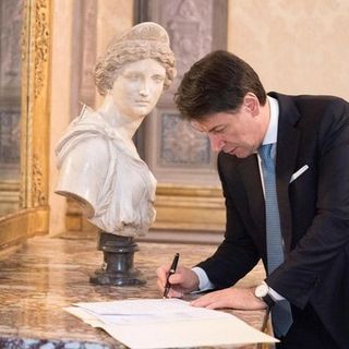 ULTIM'ORA: FIRMATO IL DECRETO. Tutte le misure e i divieti in vigore fino al 15 marzo: dalle scuole ai cinema e allo sport