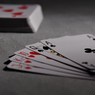 Poker all'italiana o Texas Hold'em: quale si preferisce in Italia?