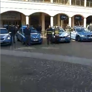 Vigevano: suonano le sirene a lutto in memoria degli agenti uccisi a Trieste