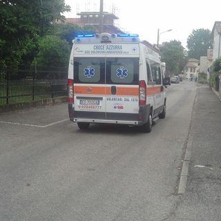 Abbiategrasso: nella notte gravissimo incidente stradale, 51enne finisce in coma