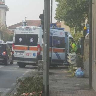 Robecco: caduta rovinosa per un ciclista al ponte sul Naviglio, elitrasportato all’Humanitas