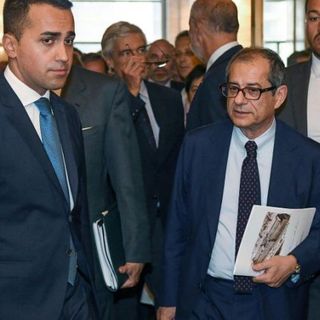 Manovra Governo oscura e i consumatori vogliono vederci più chiaro