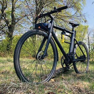 Bici elettrica troppo costosa? 5 motivi per comprarla subito