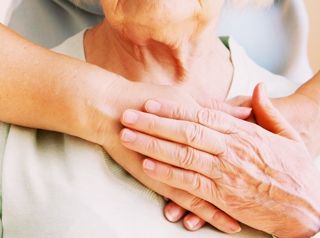 Family Care ricerca 120 assistenti familiari in tutta Italia