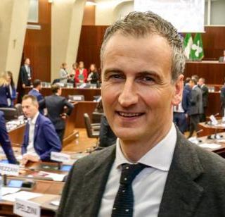 Lombardia, Alessandro Fermi lunedì 28 alla cerimonia di premiazione del “Progetto Interforze di Educazione alla Cittadinanza e alla Legalità”.  Consiglio regionale celebra il “Giorno della Memoria” istituito per ricordare le Vittime del Dovere