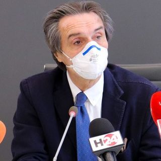 Vaccini. Fontana: Ricciardi pensi al suo, dosi in Lombardia ci sono “polemiche fuori luogo”