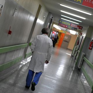 Trasporti, la scure dell’assessore regionale Terzi su Trenord: ‘Siamo al punto di non ritorno’