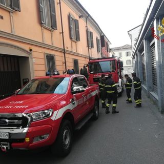 Voghera: soccorso dei Vigili del Fuoco in via del Pozzo, trovata in casa una persona deceduta