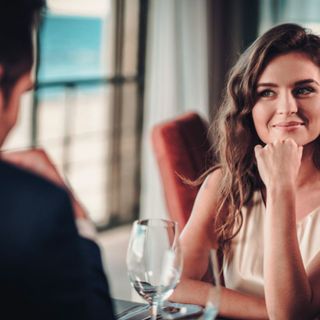 Gli uomini sono pronti per una vera relazione con una ragazza che lavora nell'industria degli adulti?