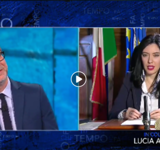 Scuola, la ministra Azzolina da Fazio: &quot;Tutti ammessi non significa tutti promossi alla Maturità&quot;