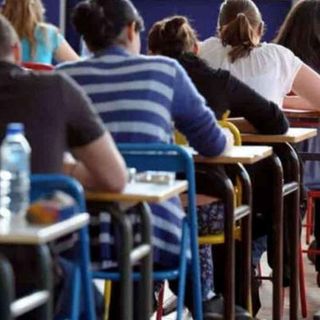 Ecco come sarà la maturità ai tempi del Coronavirus. Il ministro firma l'ordinanza: «Esame vero, ma si terrà conto del percorso scolastico»