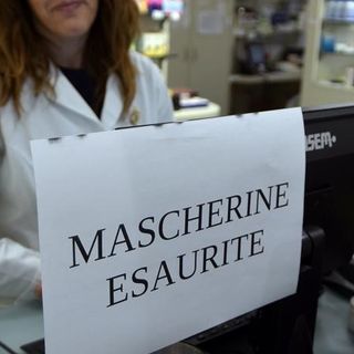 Codacons su impennata prezzi Amuchina e mascherine per coronavirus