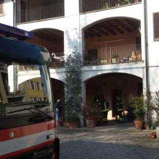 Robecco sul Naviglio: monossido di carbonio in una casa di via Roma, intossicati marito e moglie